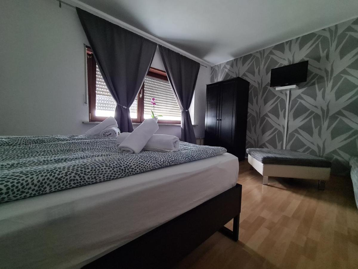 Ferienwohnung Schwetzingen Zewnętrze zdjęcie